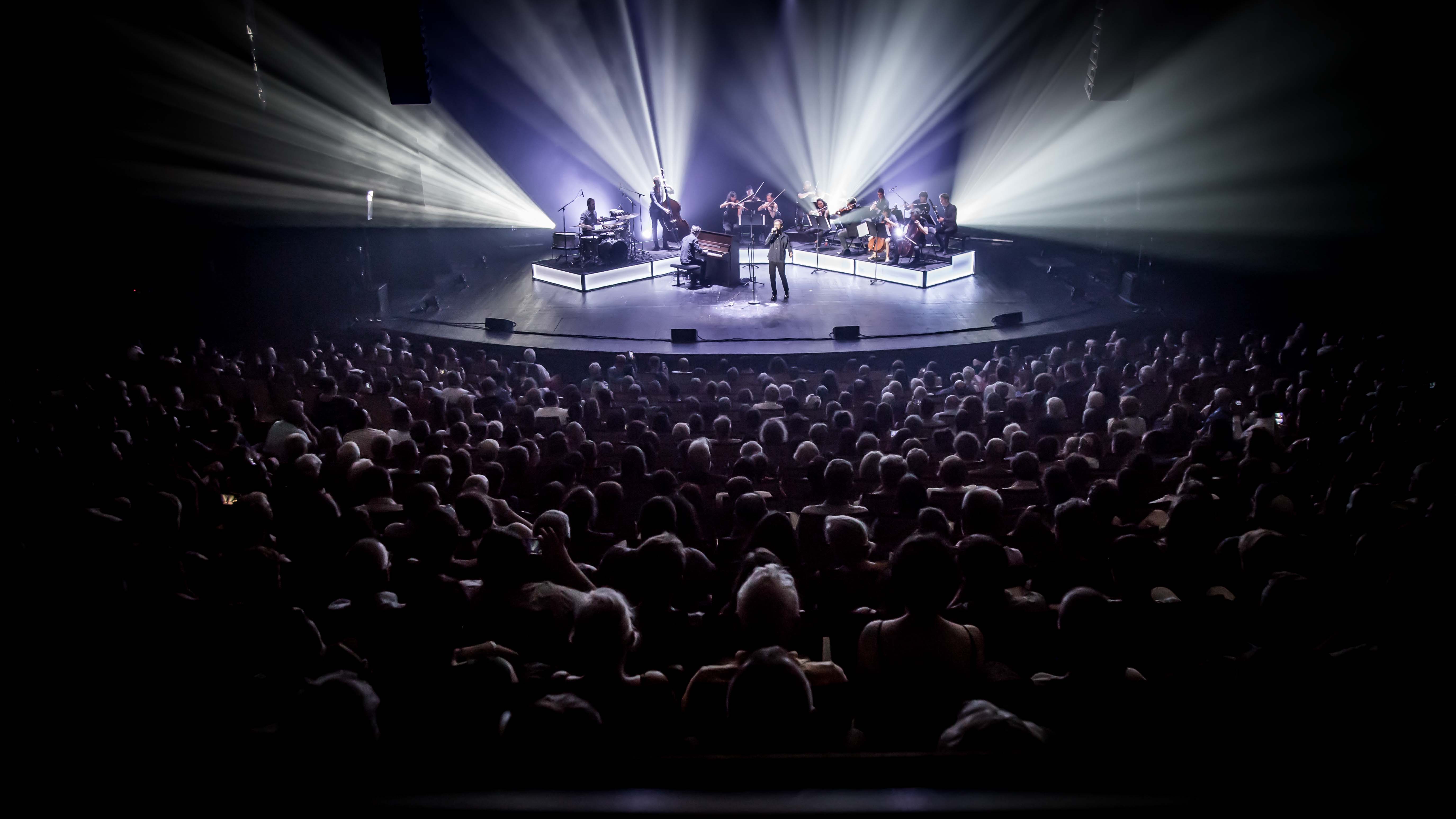 Antoine Blancard, FoH, sound engineer for Renan Luce